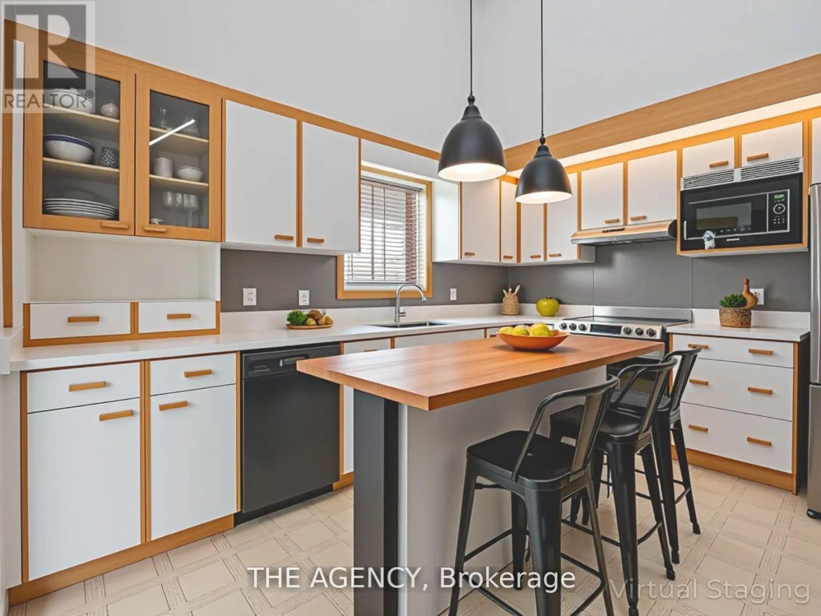 106 Spruceside Crescent, Pelham (Fonthill), Ontario  L0S 1E0 - Photo 19 - X12436238