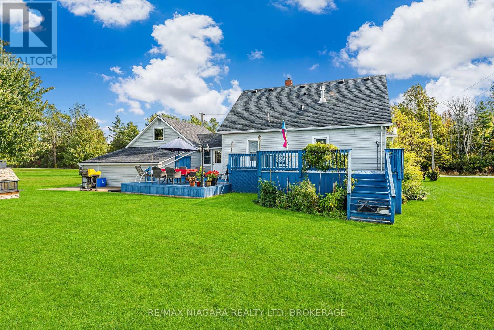 1055 Burger Road, Fort Erie, Ontario  L0S 1N0 - Photo 27 - X12436615