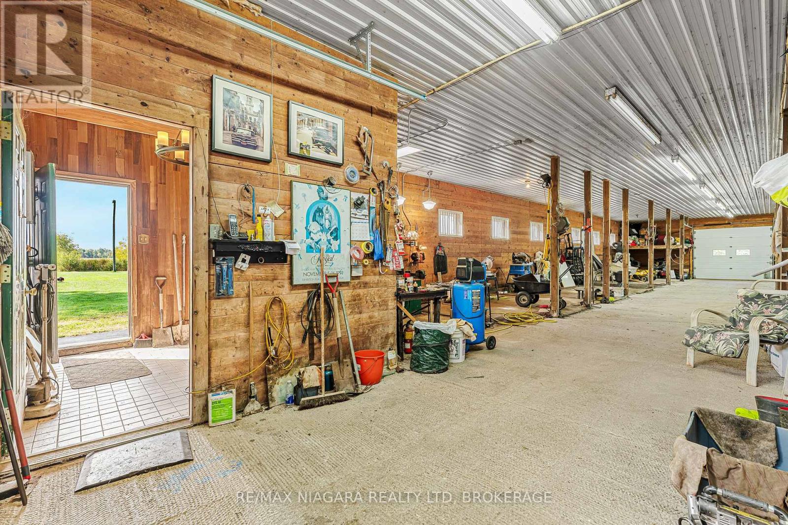 1055 Burger Road, Fort Erie, Ontario  L0S 1N0 - Photo 31 - X12436615