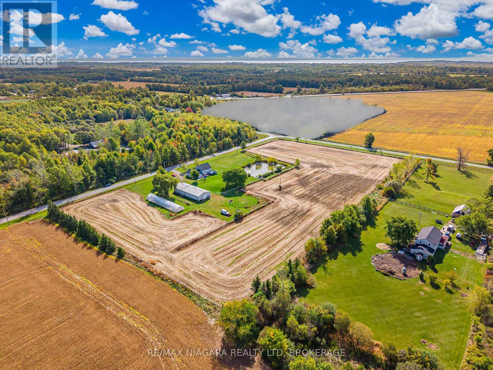 1055 Burger Road, Fort Erie, Ontario  L0S 1N0 - Photo 39 - X12436615