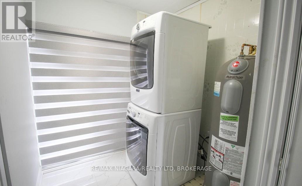 9 Inglewood Road, St. Catharines, Ontario  L2P 2C3 - Photo 5 - X12436623