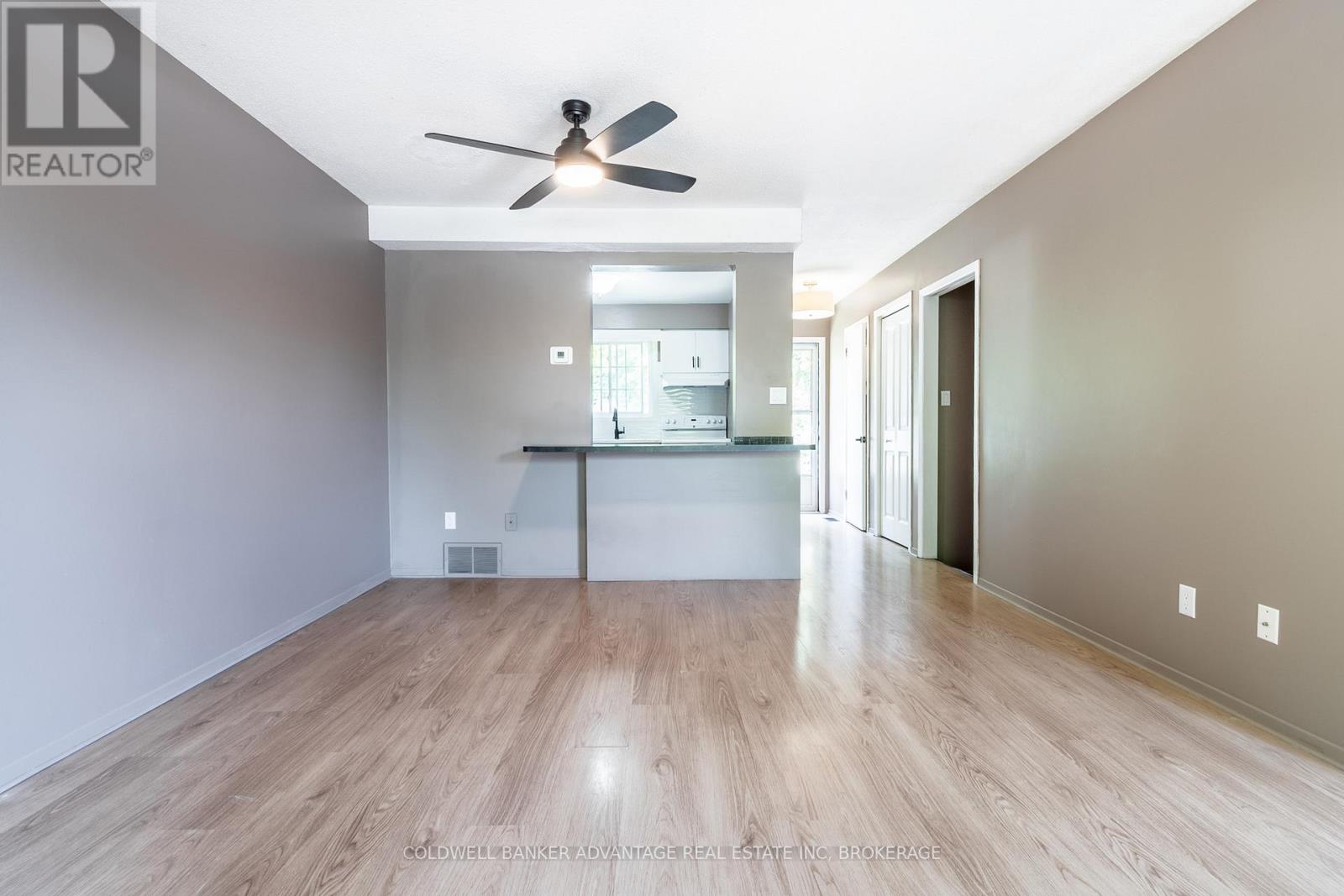 8 - 102 Silvan Drive, Welland, Ontario  L3C 6C3 - Photo 10 - X12436990