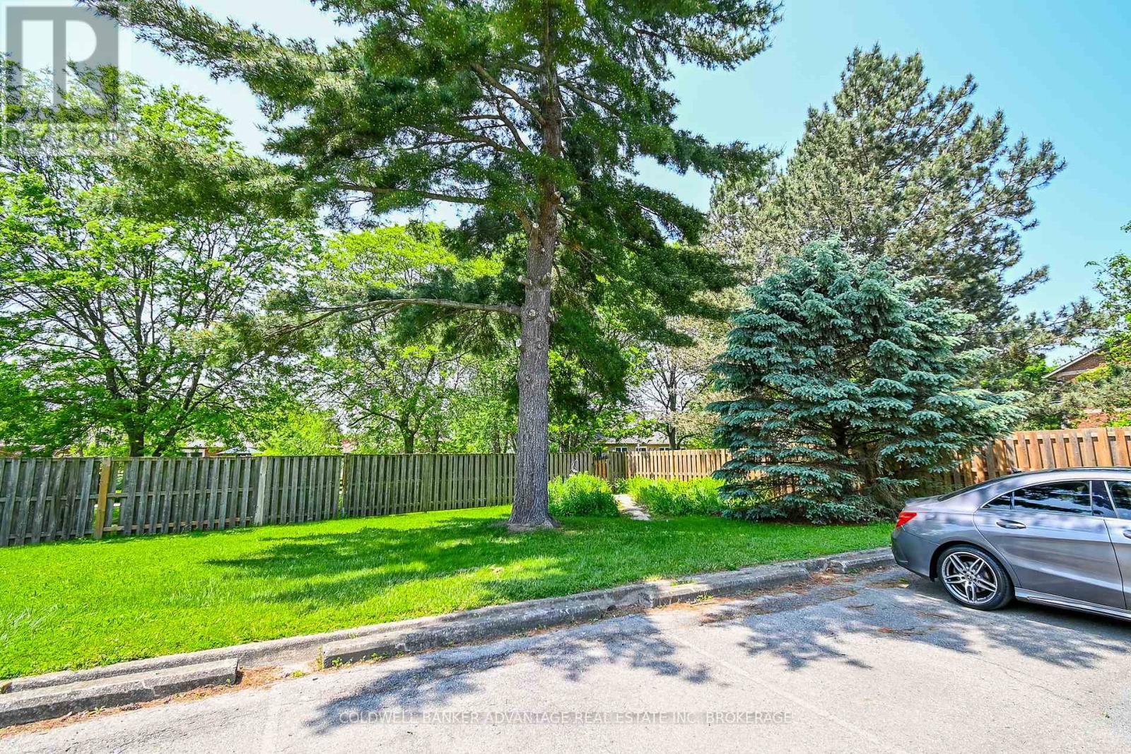 8 - 102 Silvan Drive, Welland, Ontario  L3C 6C3 - Photo 30 - X12436990