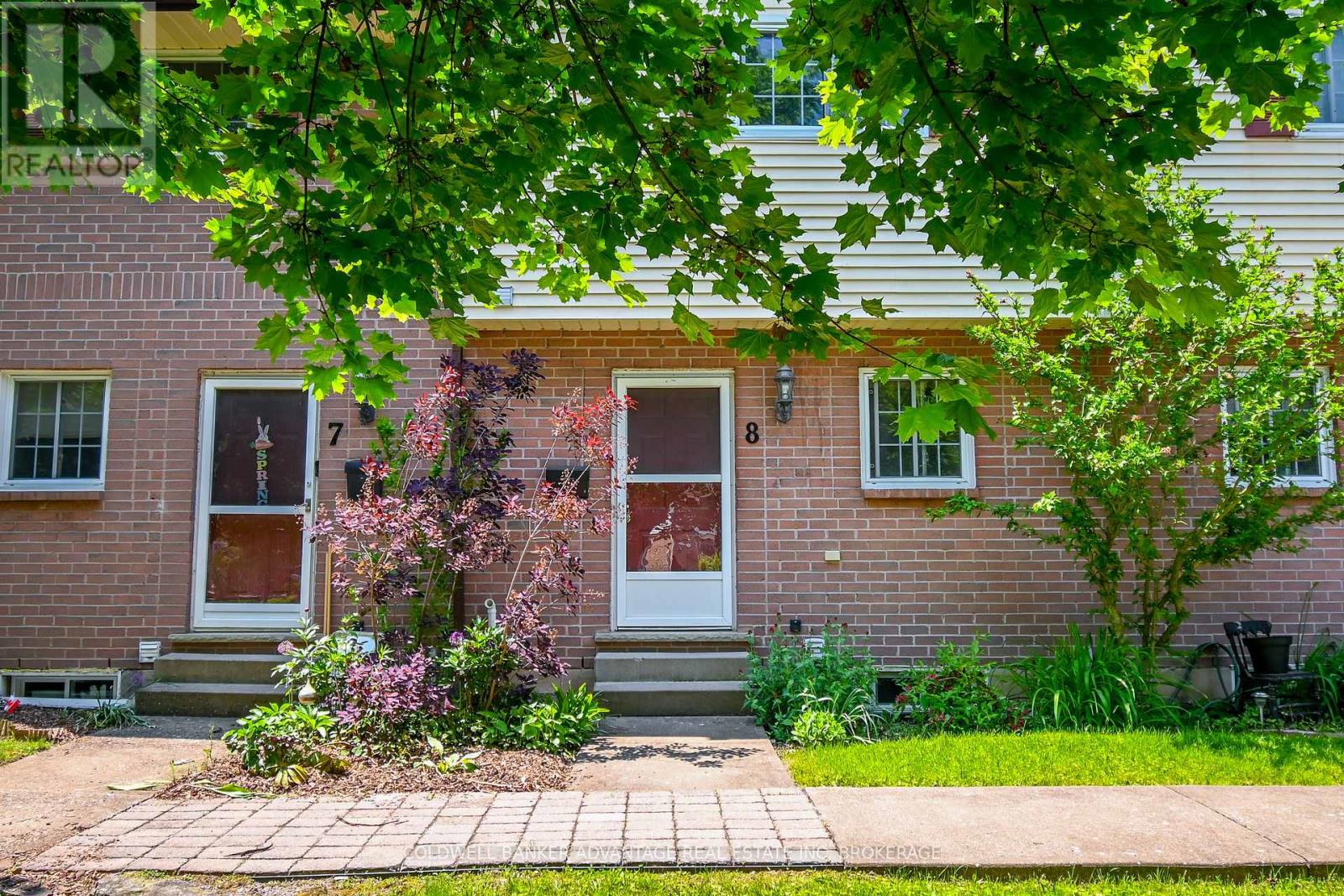 8 - 102 Silvan Drive, Welland, Ontario  L3C 6C3 - Photo 38 - X12436990