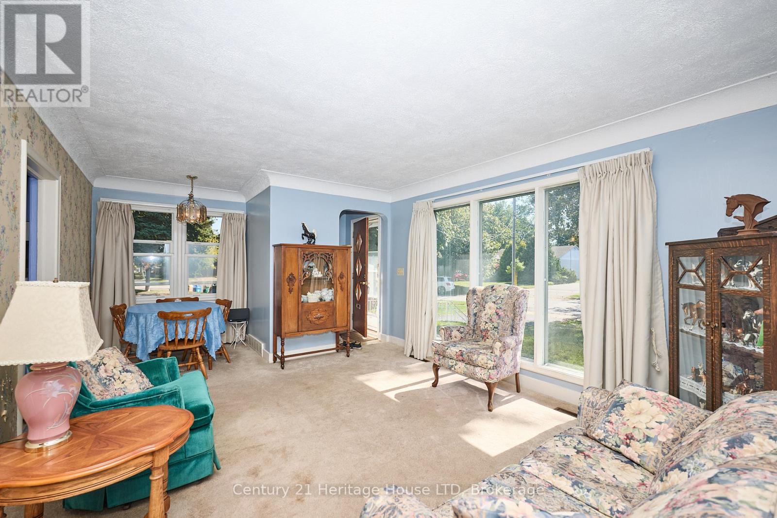 6281 Burdette Drive, Niagara Falls, Ontario  L2E 5H1 - Photo 10 - X12436995