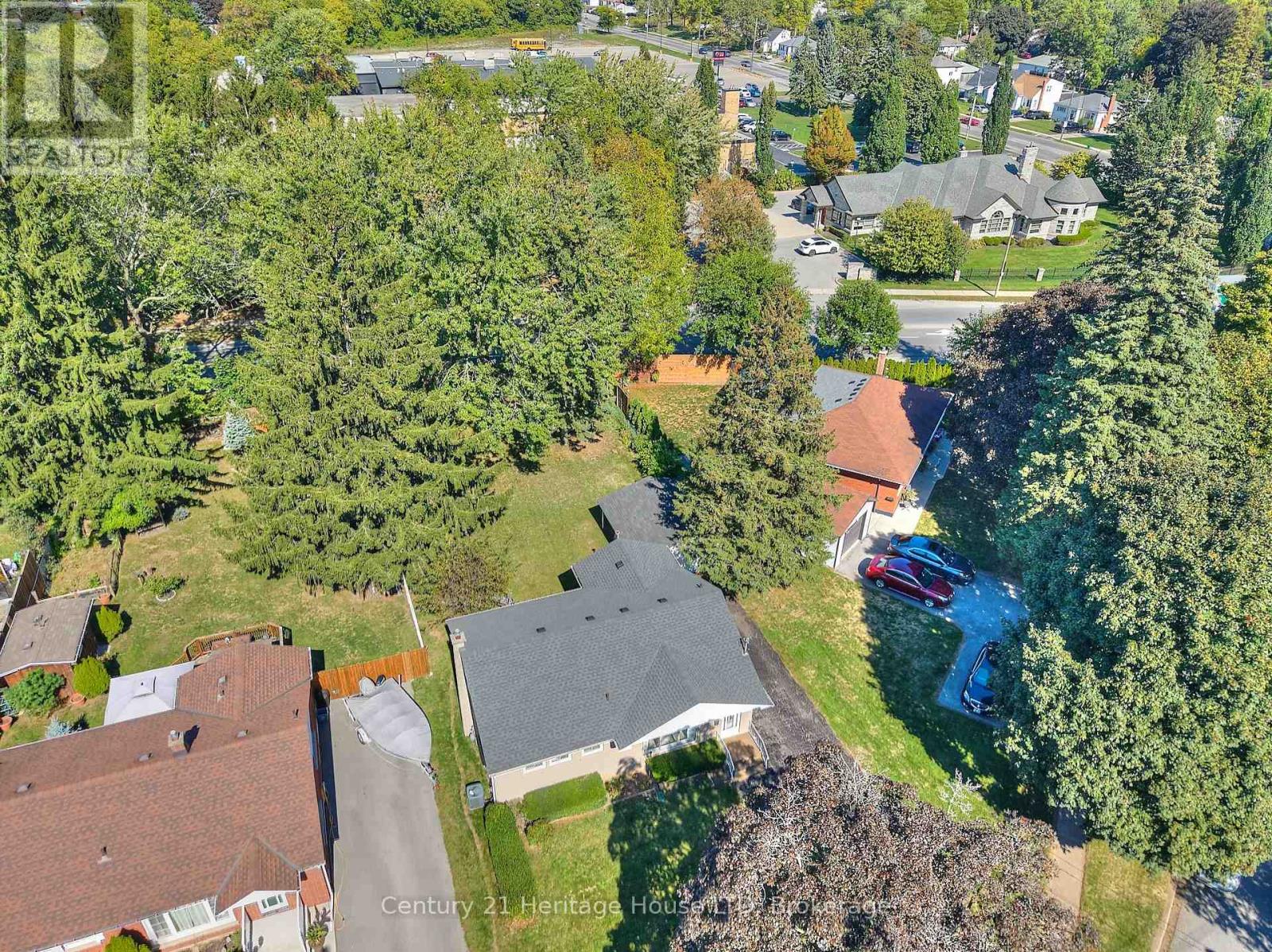 6281 Burdette Drive, Niagara Falls, Ontario  L2E 5H1 - Photo 28 - X12436995