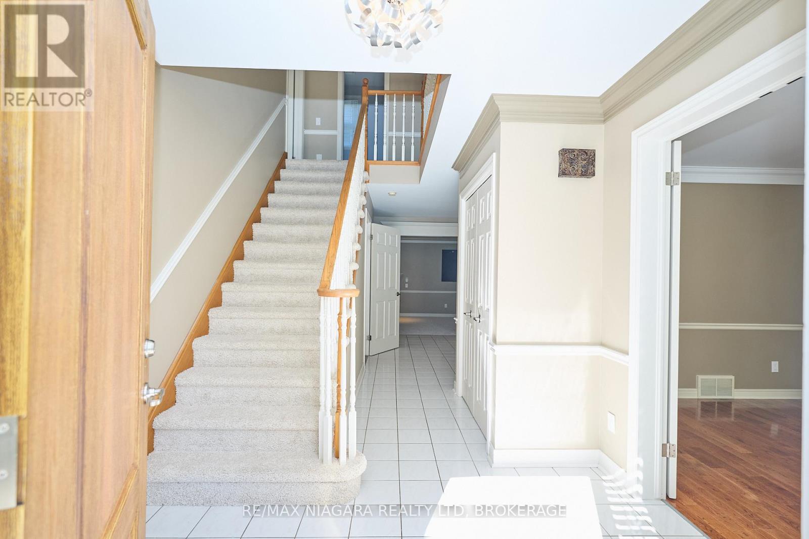 1 Breckenridge Boulevard, St. Catharines, Ontario  L2W 1A7 - Photo 10 - X12437589