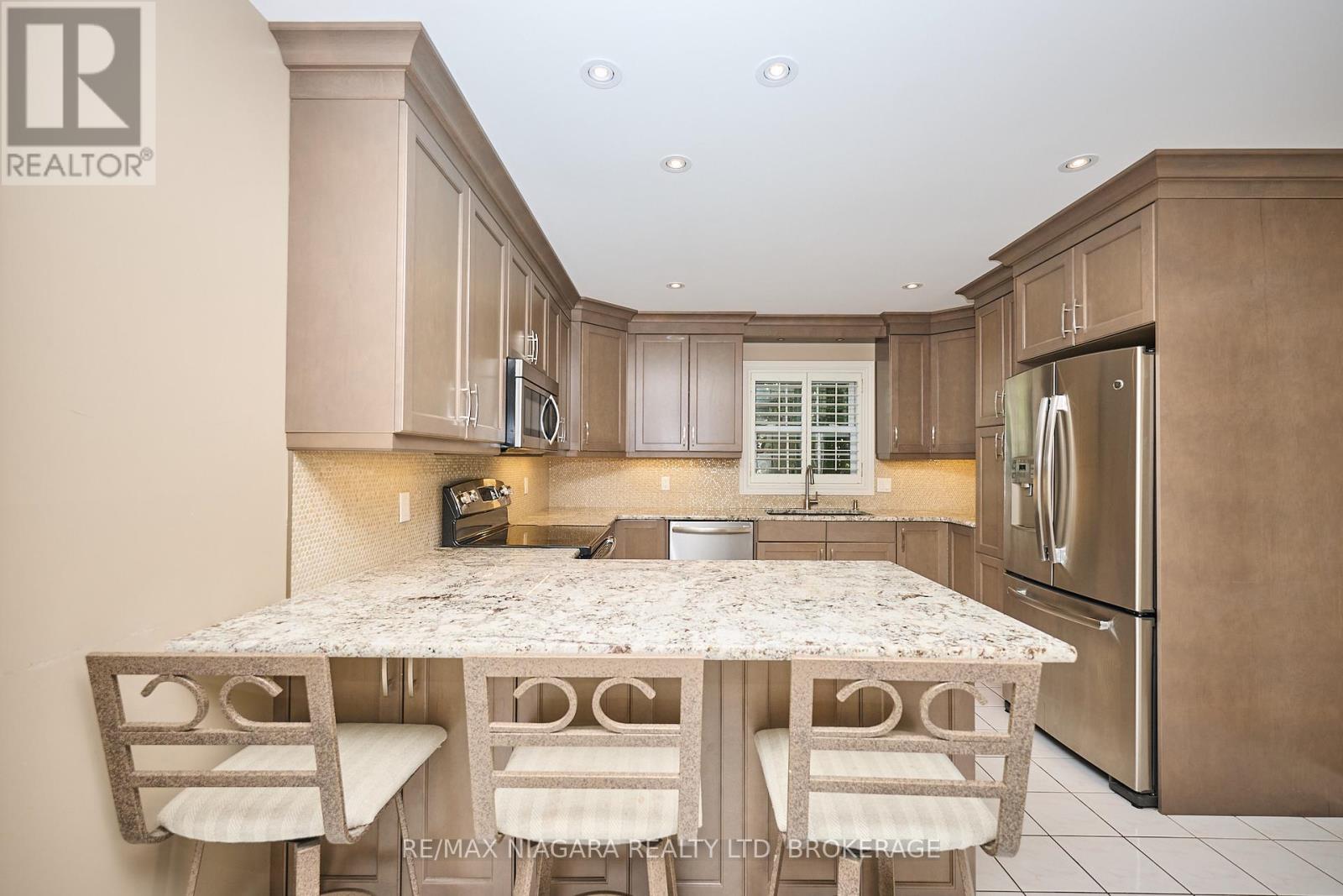 1 Breckenridge Boulevard, St. Catharines, Ontario  L2W 1A7 - Photo 18 - X12437589