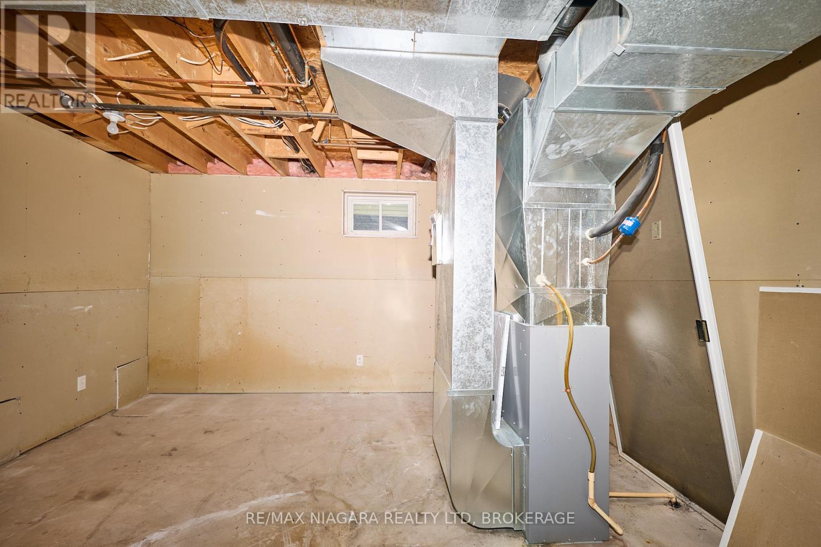 1 Breckenridge Boulevard, St. Catharines, Ontario  L2W 1A7 - Photo 45 - X12437589