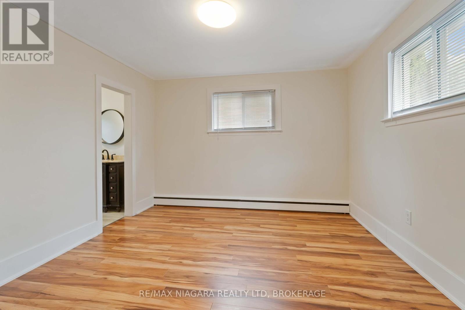 543 Vine Street, St. Catharines, Ontario  L2M 3T5 - Photo 24 - X12437677