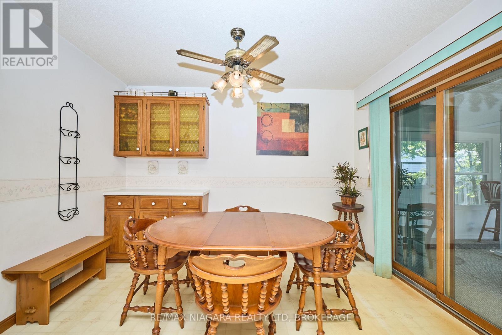 506 Walden Boulevard, Fort Erie (Lakeshore), Ontario  L2A 1S3 - Photo 10 - X12438573