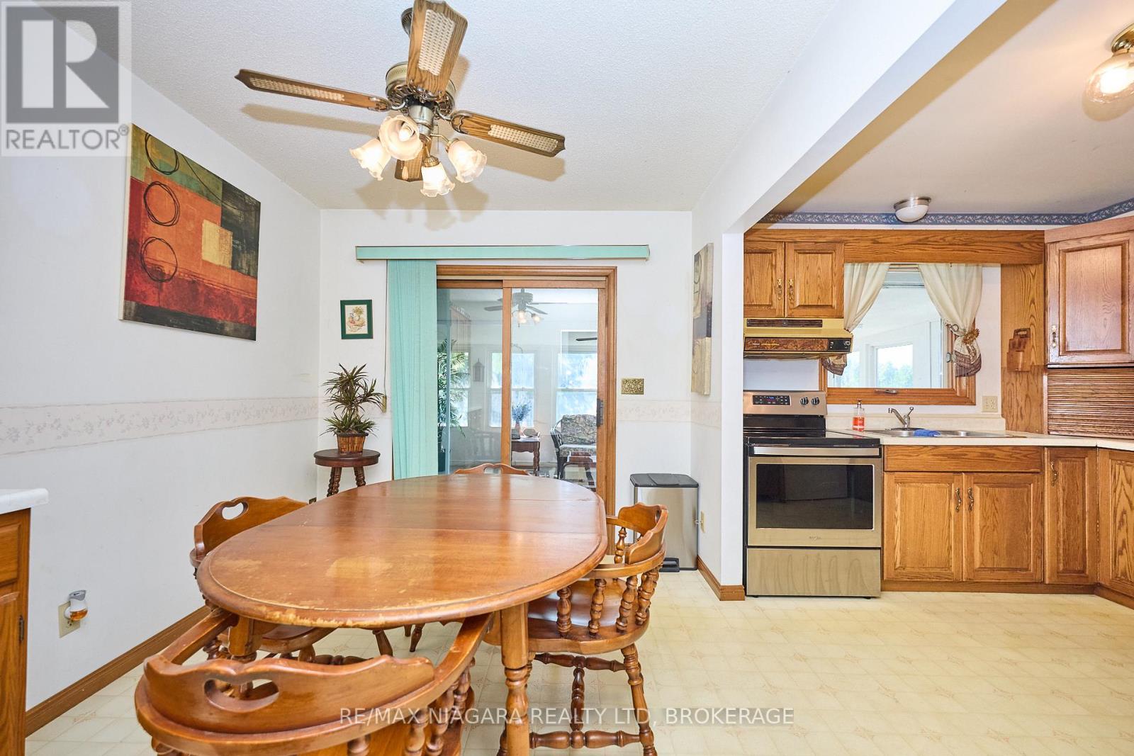 506 Walden Boulevard, Fort Erie (Lakeshore), Ontario  L2A 1S3 - Photo 6 - X12438573