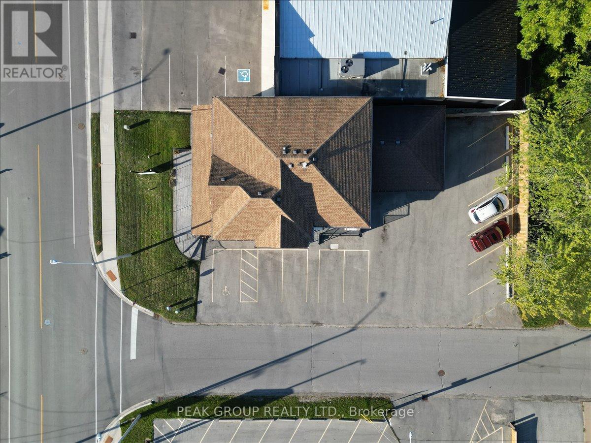 4386 Drummond Road, Niagara Falls, Ontario  L2E 6C3 - Photo 42 - X12438663