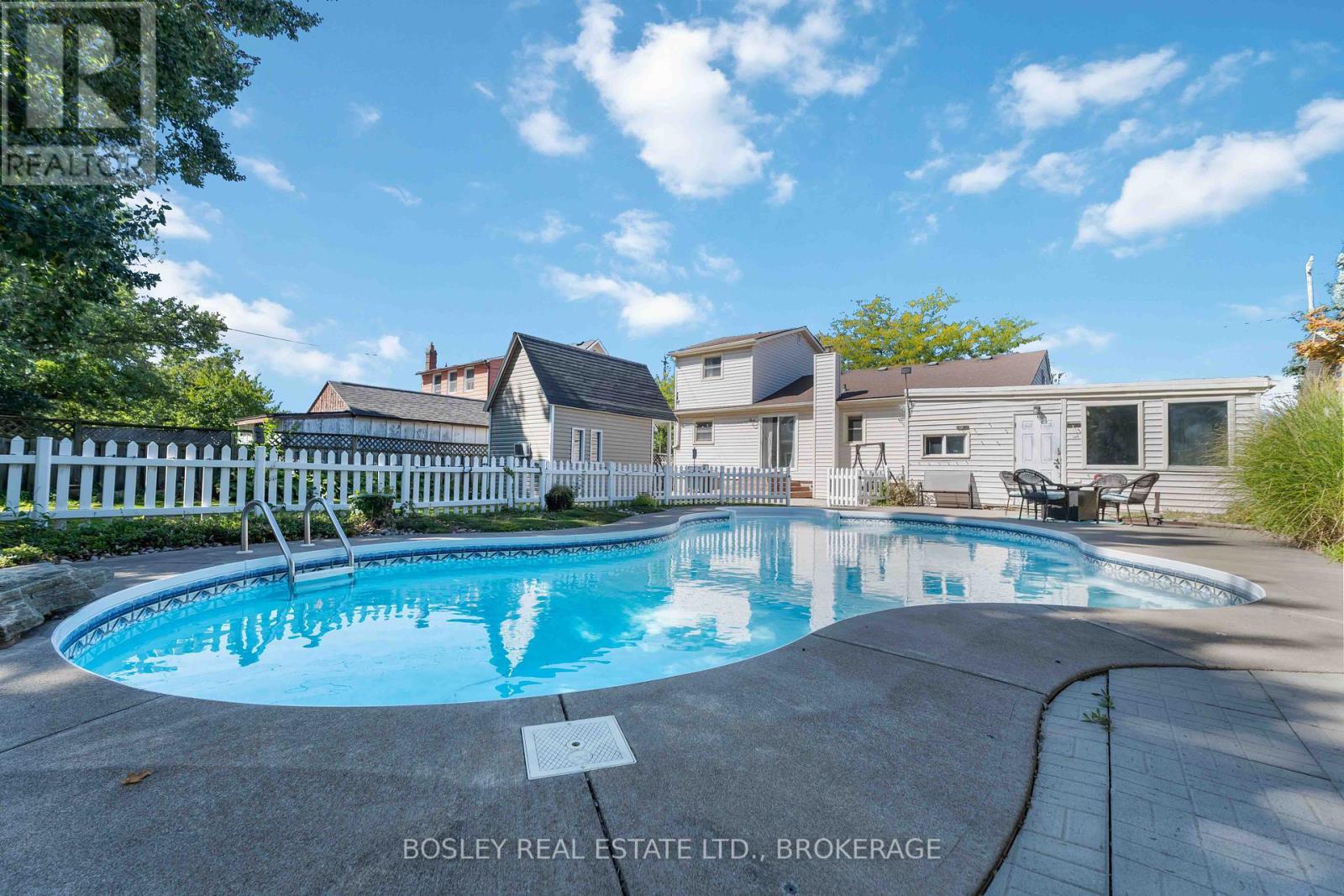 301 PELHAM ROAD, st. catharines (rykert/vansickle), Ontario