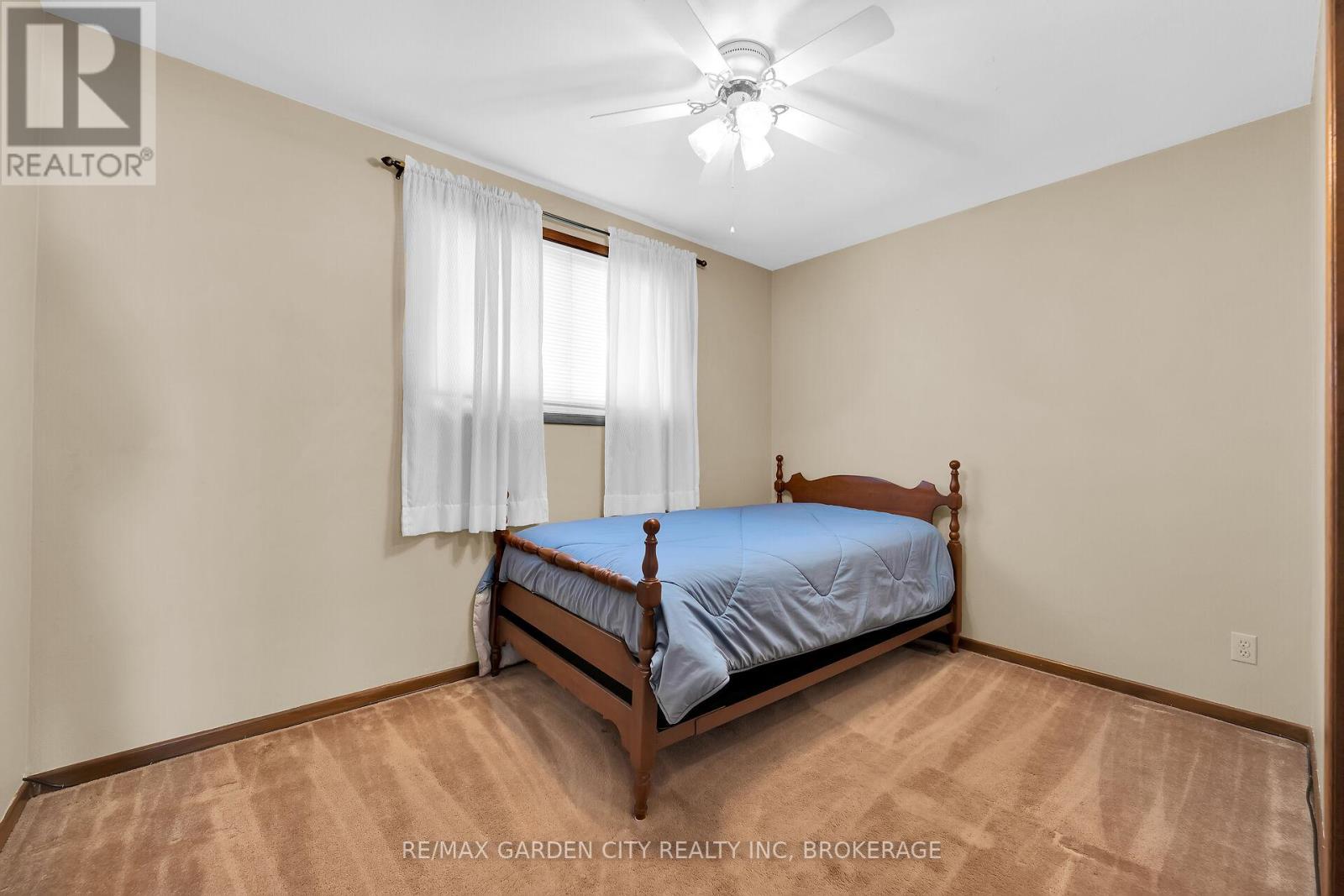 10 Macoomb Drive, Welland (N. Welland), Ontario  L3C 5T9 - Photo 21 - X12440351
