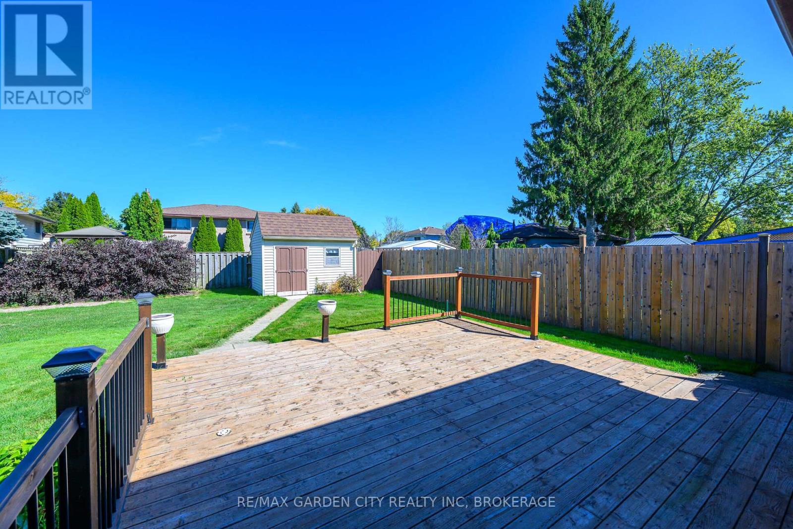 10 Macoomb Drive, Welland (N. Welland), Ontario  L3C 5T9 - Photo 37 - X12440351