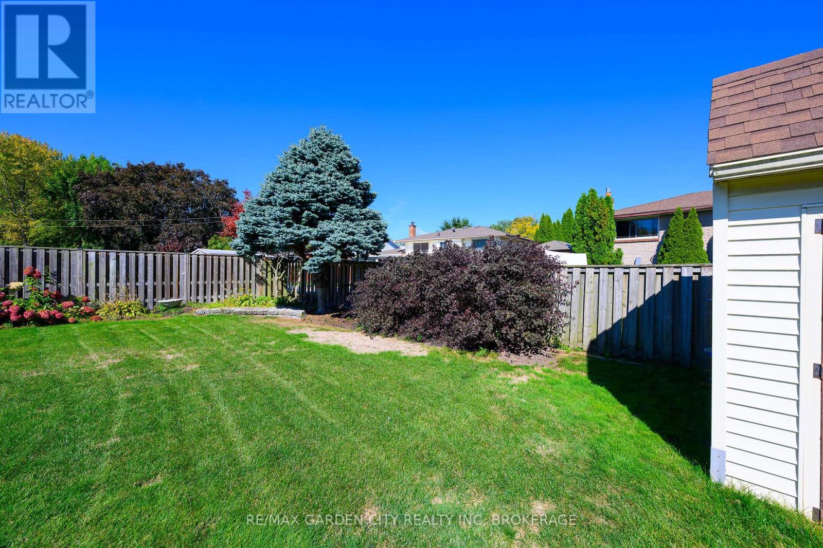 10 Macoomb Drive, Welland (N. Welland), Ontario  L3C 5T9 - Photo 43 - X12440351