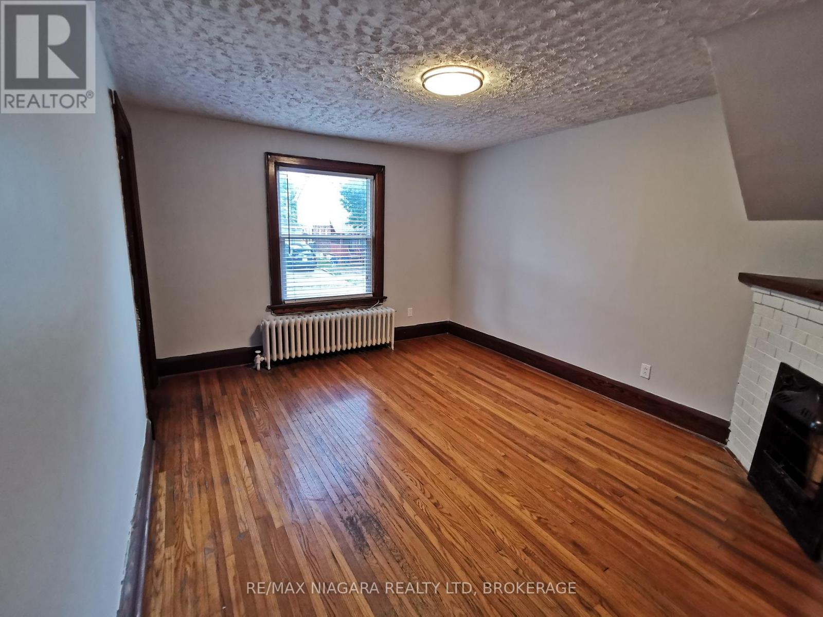 5078-5086 Fifth Avenue, Niagara Falls, Ontario  L2E 4S5 - Photo 16 - X12440874