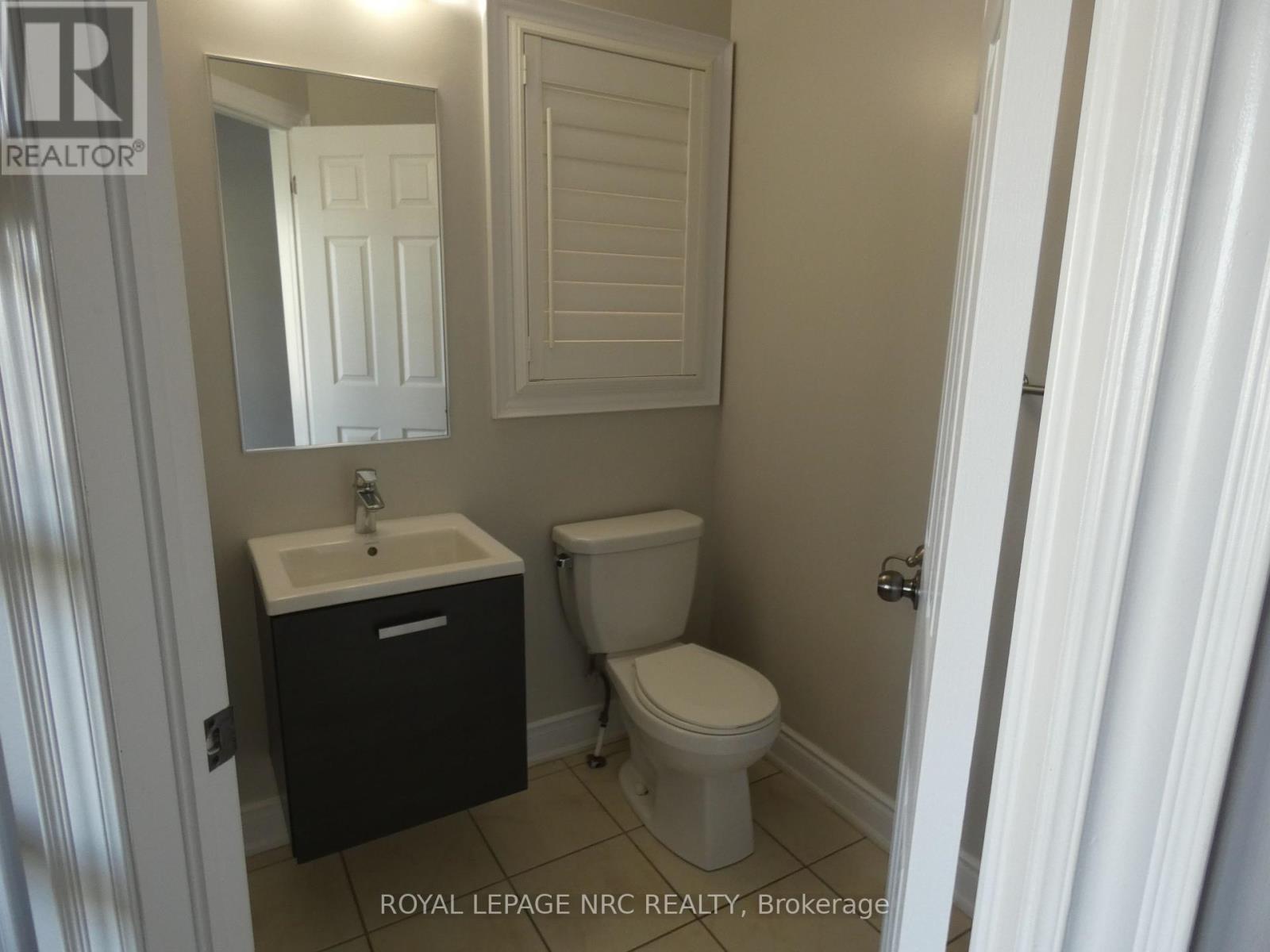 7857 Sassafras Trail, Niagara Falls, Ontario  L2H 0N6 - Photo 7 - X12441316