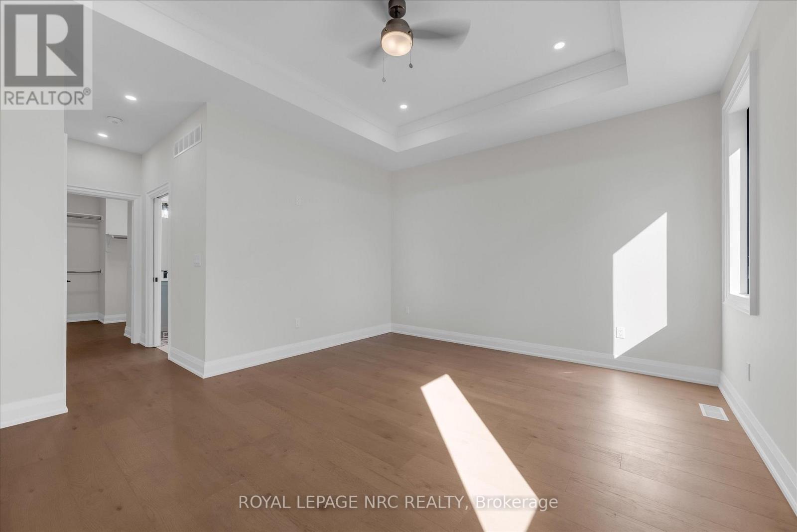 207 Forks Road, Welland, Ontario  L3B 6C5 - Photo 24 - X12441544