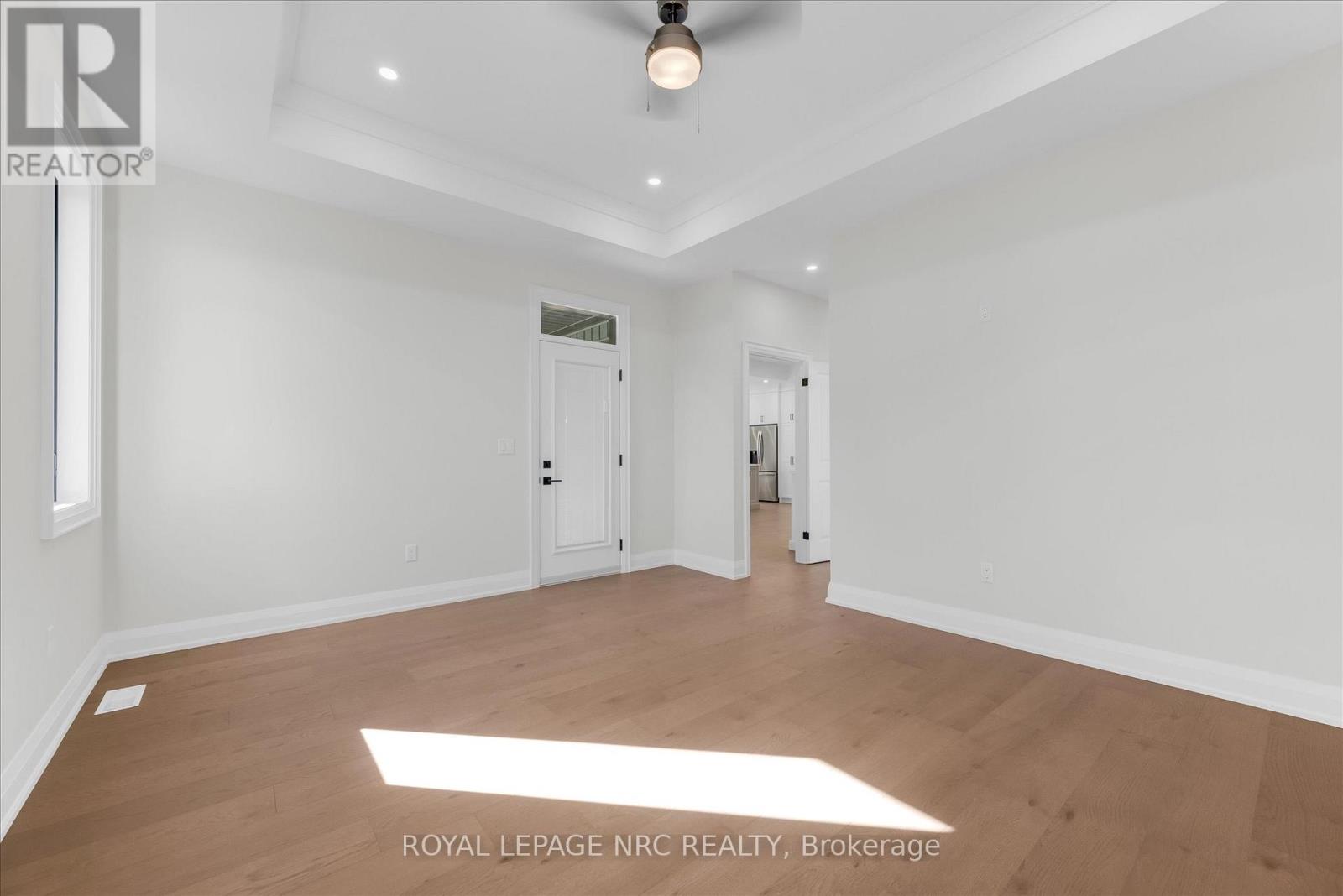 207 Forks Road, Welland, Ontario  L3B 6C5 - Photo 25 - X12441544