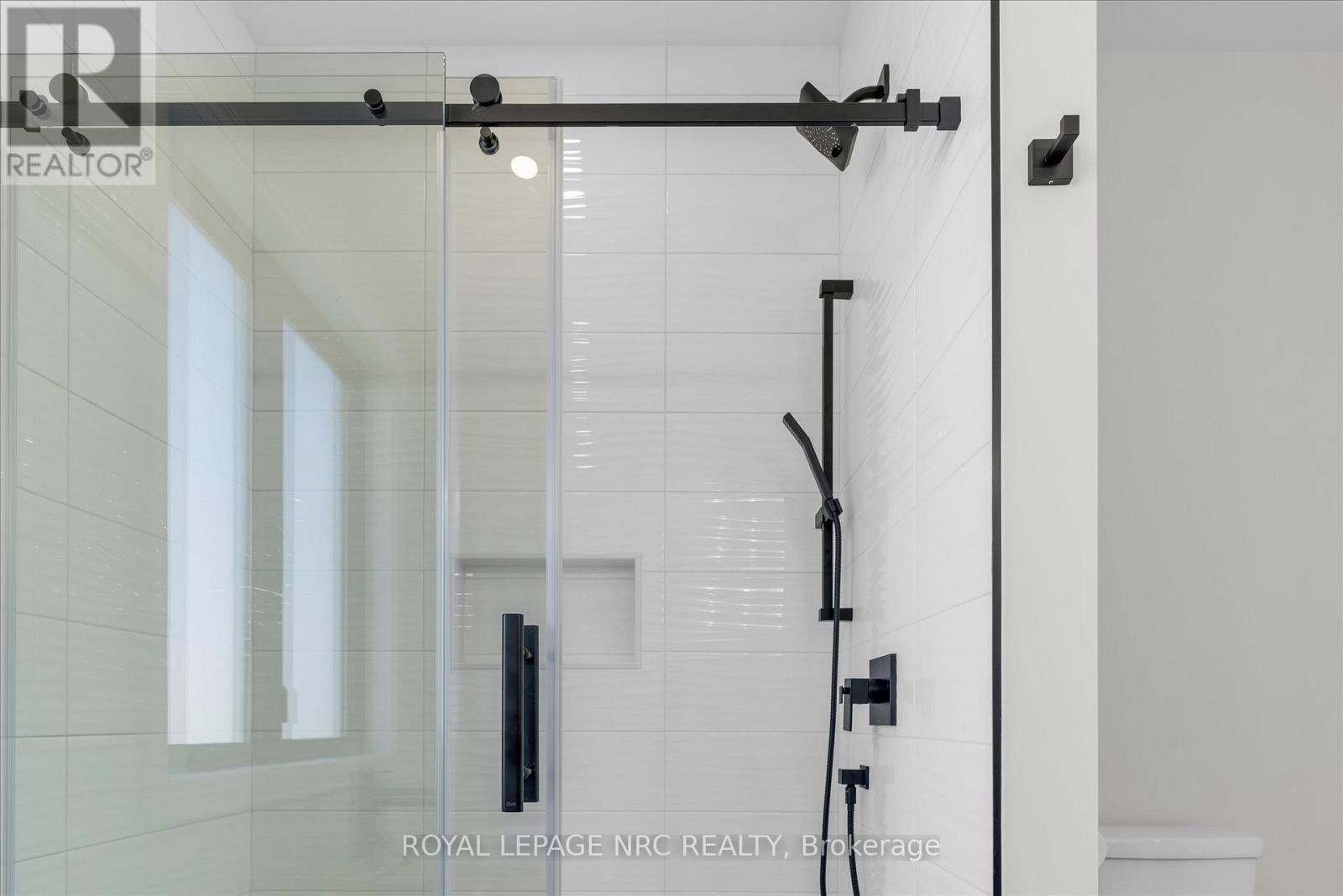 207 Forks Road, Welland, Ontario  L3B 6C5 - Photo 29 - X12441544