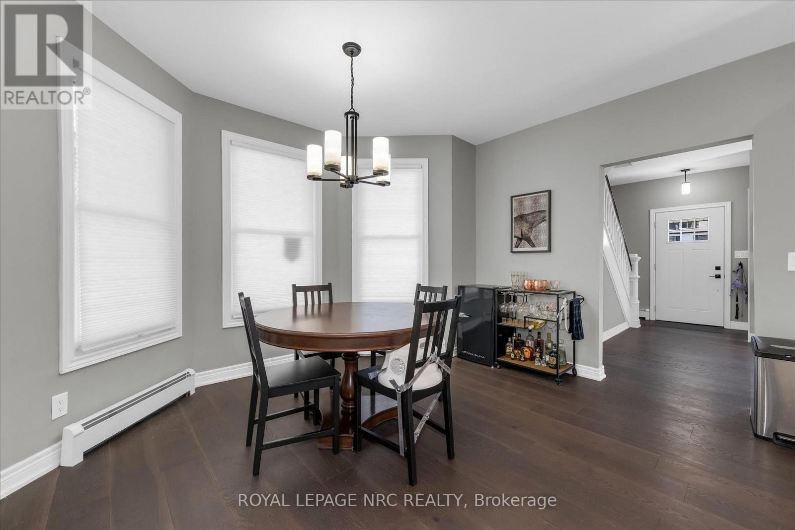 636 Elm Street, Port Colborne, Ontario  L3K 4P8 - Photo 10 - X12441597