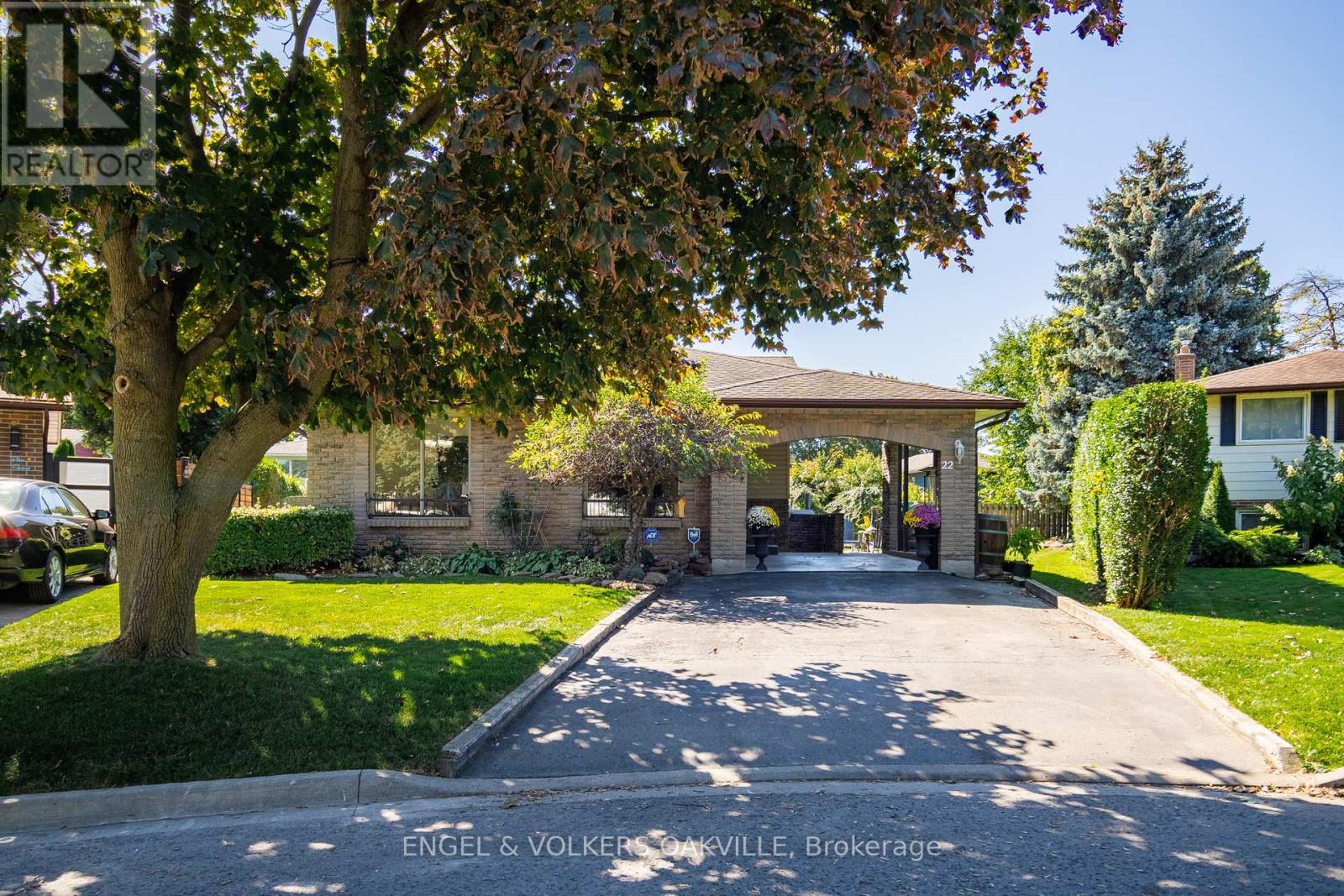 22 SANDY COVE CIRCLE, St. Catharines, Ontario