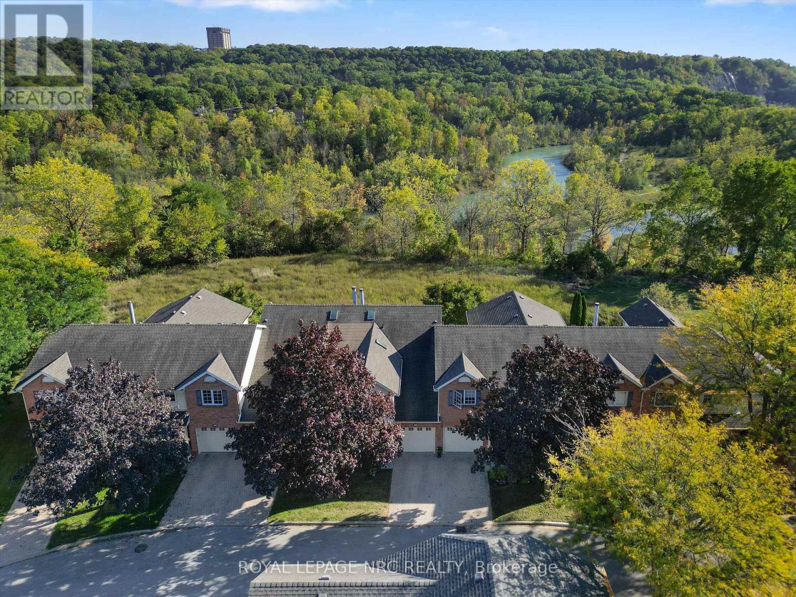 36 - 275 Pelham Road, St. Catharines (Rykert/vansickle), Ontario  L2S 3B9 - Photo 2 - X12442531