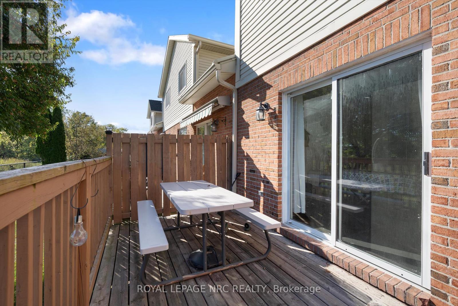 36 - 275 Pelham Road, St. Catharines (Rykert/vansickle), Ontario  L2S 3B9 - Photo 34 - X12442531