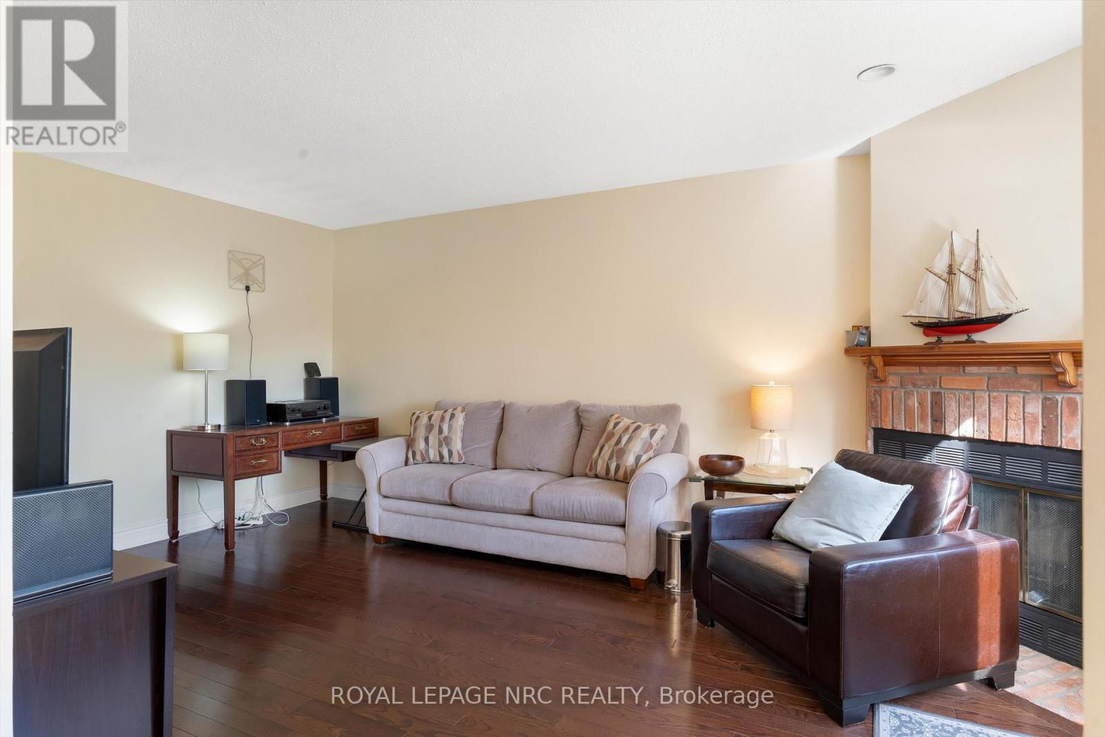 36 - 275 Pelham Road, St. Catharines (Rykert/vansickle), Ontario  L2S 3B9 - Photo 9 - X12442531