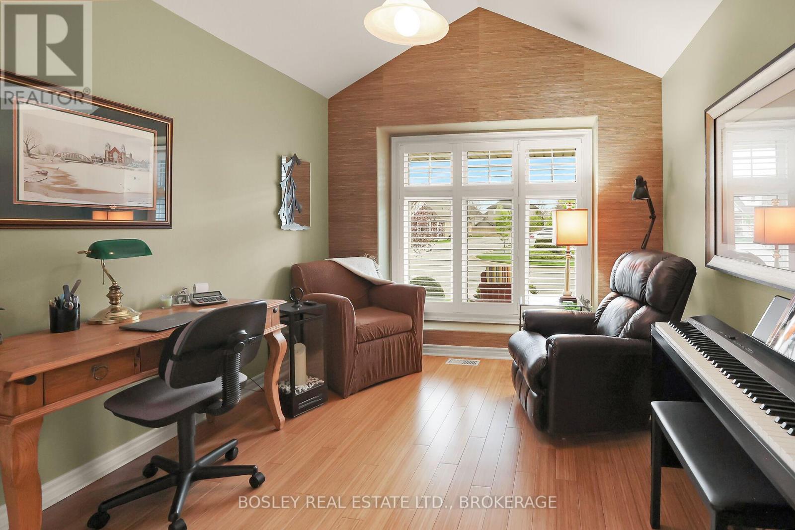 3 - 21 Loretta Drive W, Niagara-On-The-Lake, Ontario  L0S 1T0 - Photo 12 - X12442861