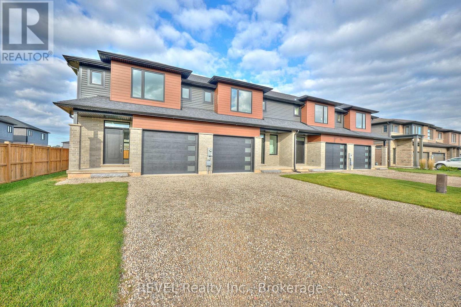 7445 MATTEO DRIVE, niagara falls (brown), Ontario
