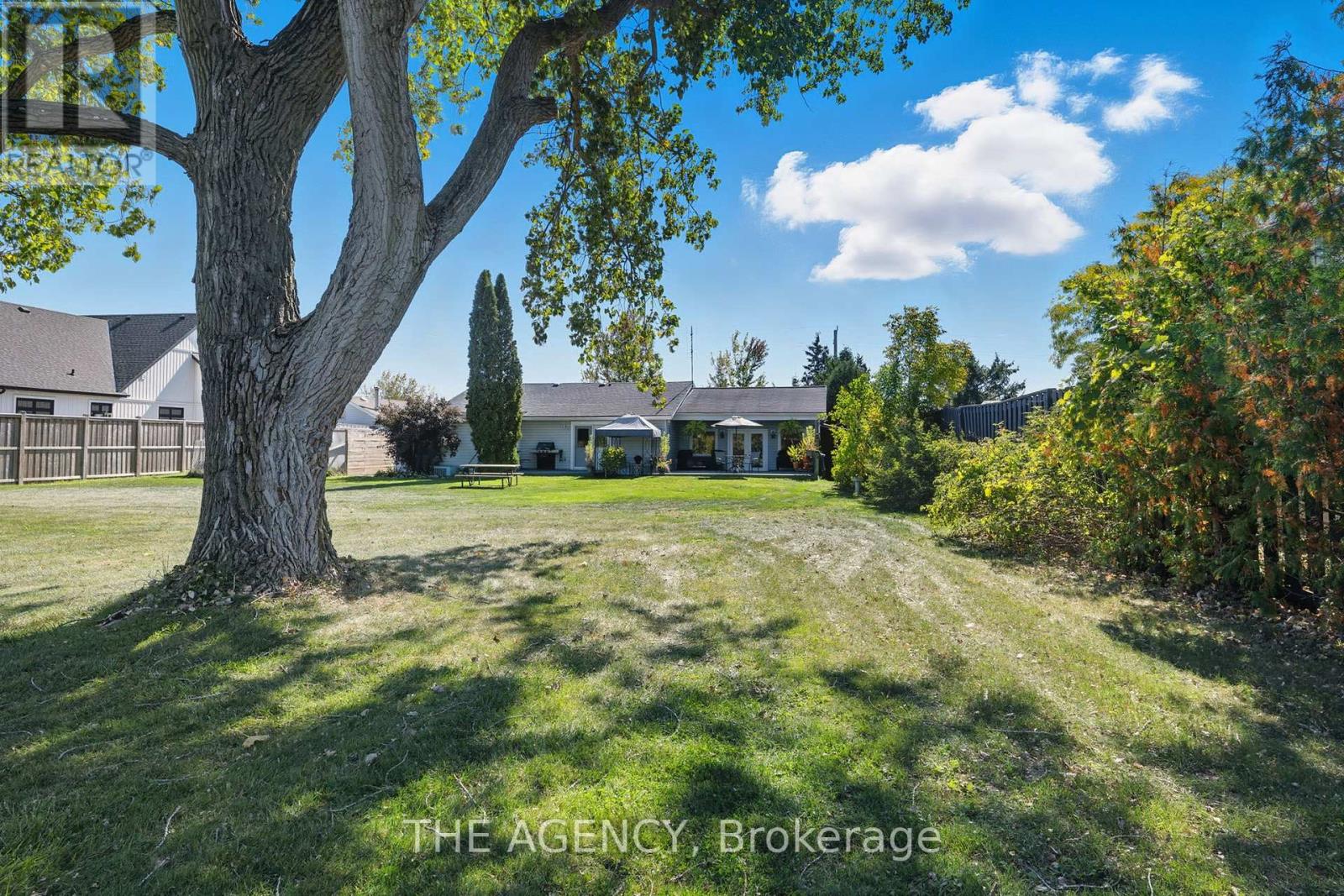 6359 Lyons Creek Road, Niagara Falls (Lyons Creek), Ontario  L2G 0L9 - Photo 37 - X12444869