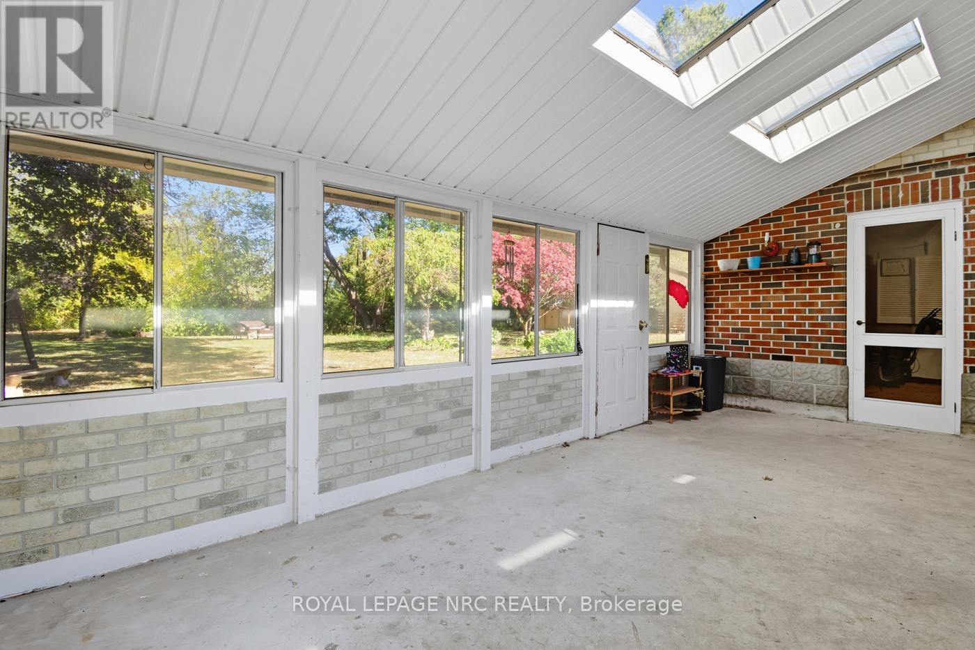 3754 Highland Drive, Fort Erie, Ontario  L0S 1N0 - Photo 24 - X12445046