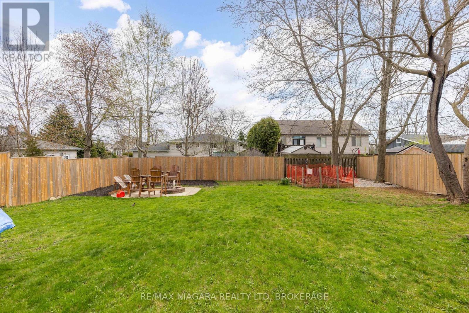 44 Maple Leaf Avenue S, Fort Erie, Ontario  L0S 1N0 - Photo 28 - X12445063