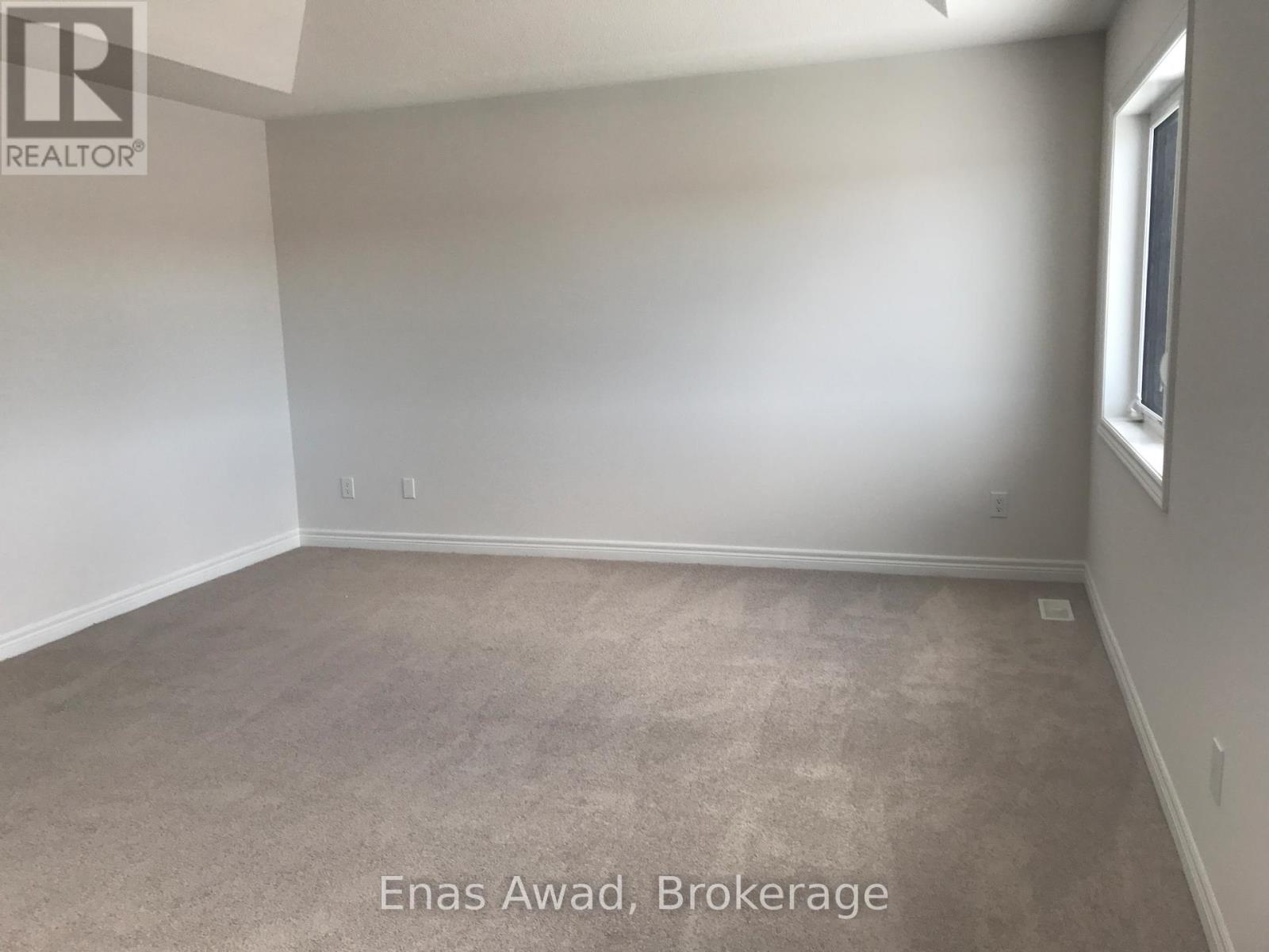 968 Green Street, Innisfil, Ontario  L0L 1W0 - Photo 19 - N12445132