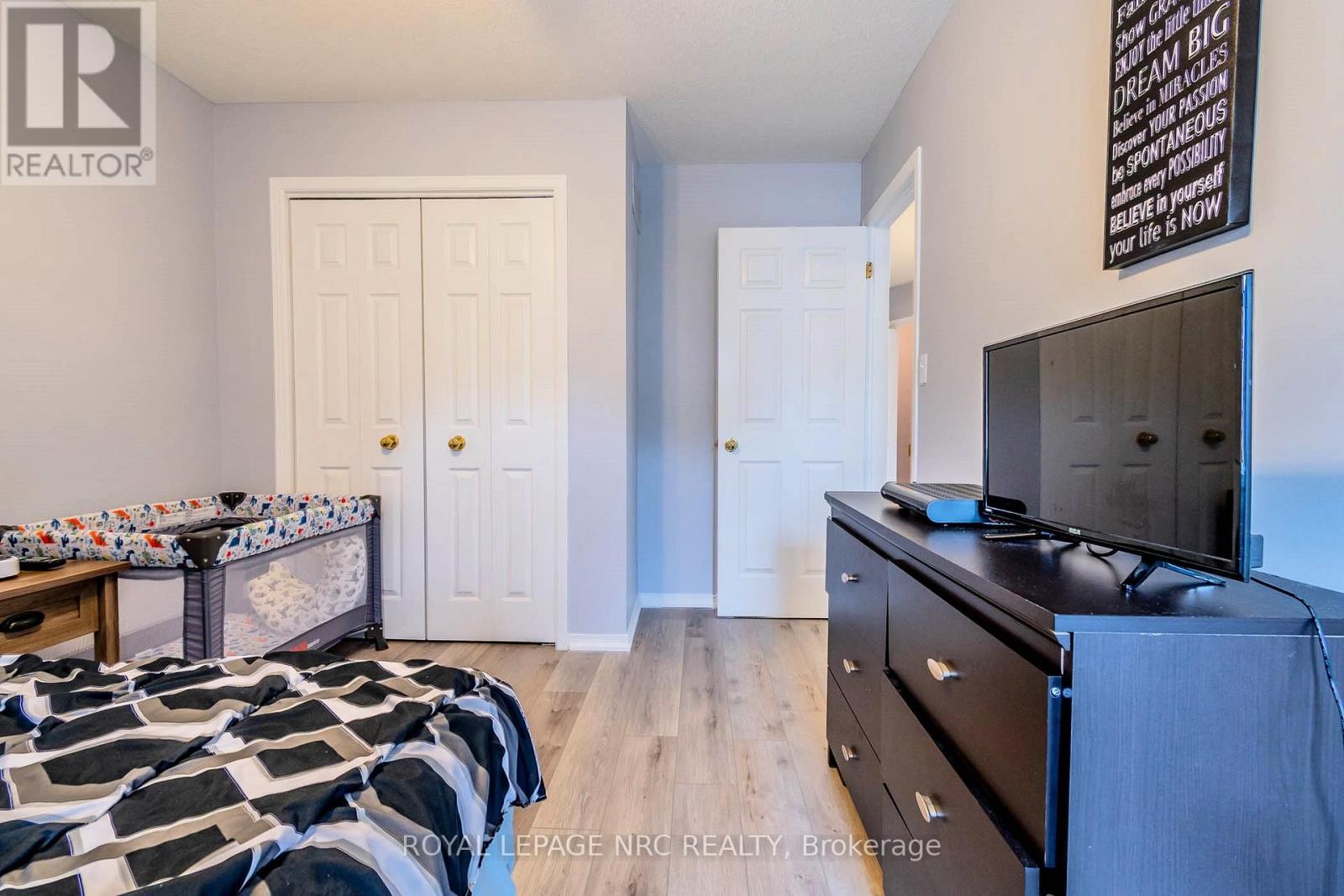 28 - 5070 Drummond Road, Niagara Falls, Ontario  L2E 6E4 - Photo 37 - X12445723