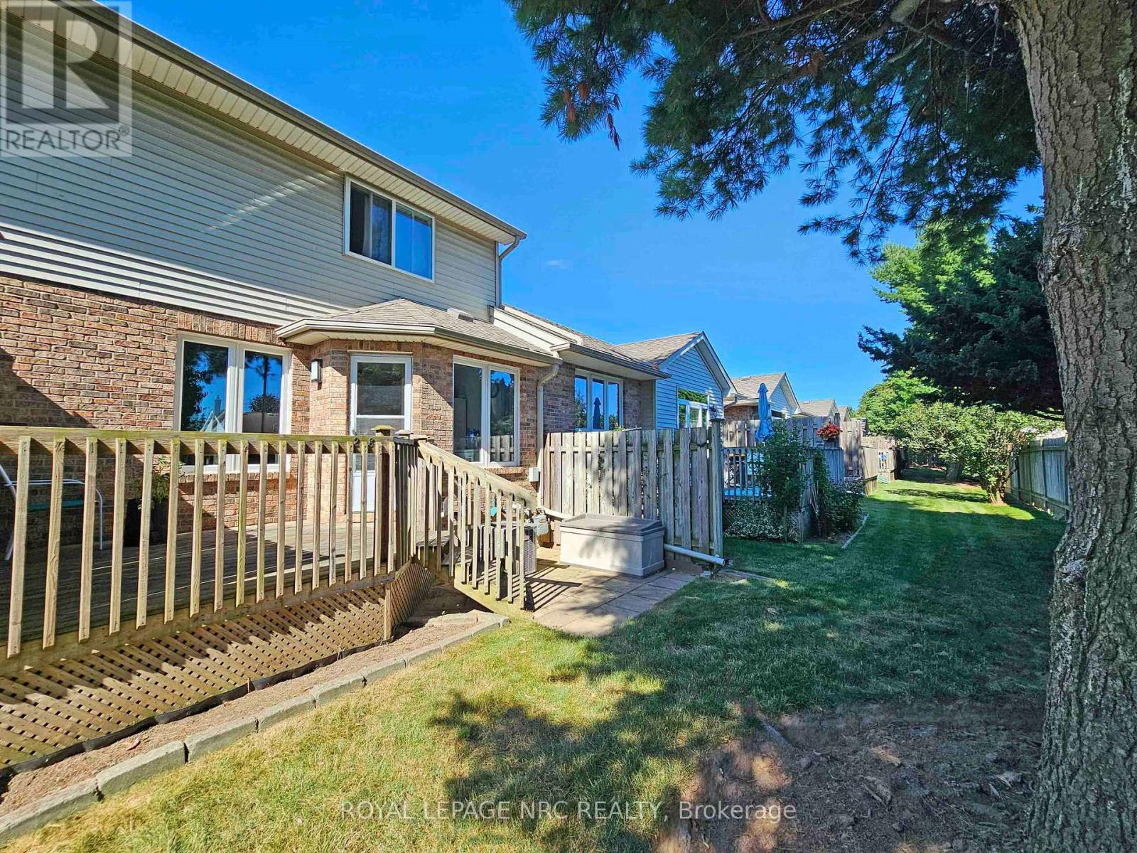 28 - 5070 Drummond Road, Niagara Falls, Ontario  L2E 6E4 - Photo 9 - X12445723