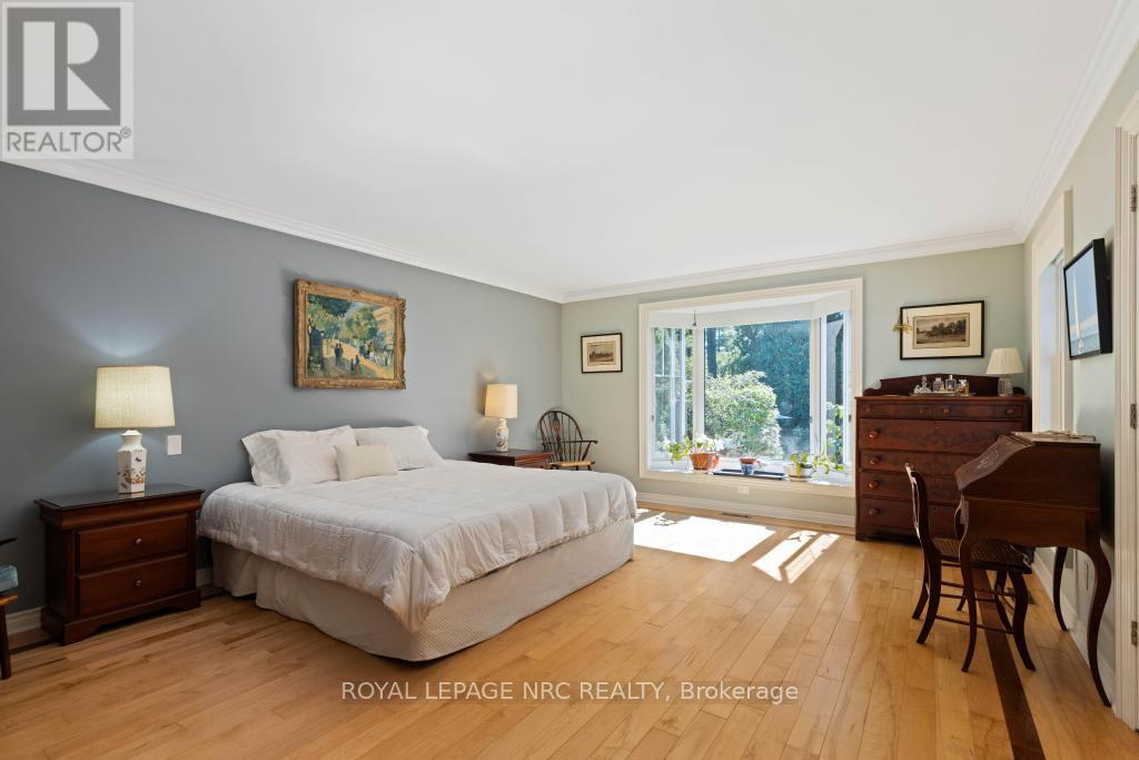 7 Christopher Street, Niagara-On-The-Lake (Town), Ontario  L0S 1J0 - Photo 18 - X12445970