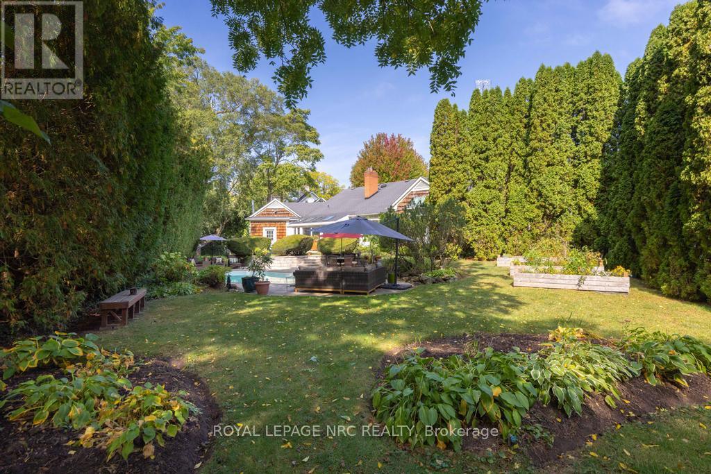 7 Christopher Street, Niagara-On-The-Lake (Town), Ontario  L0S 1J0 - Photo 39 - X12445970