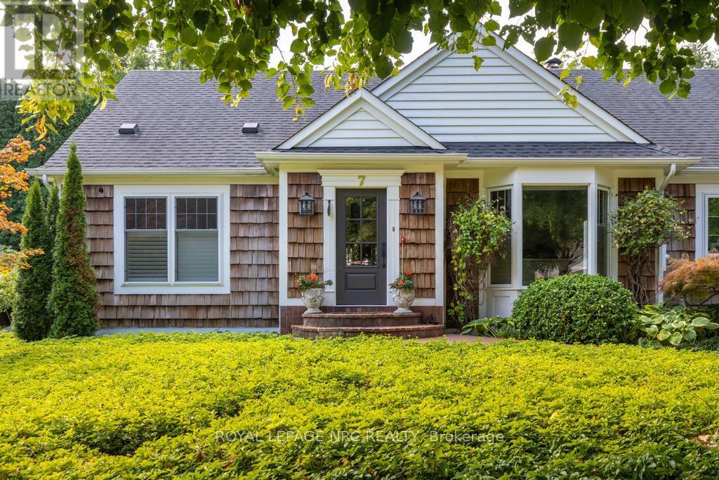 7 Christopher Street, Niagara-On-The-Lake (Town), Ontario  L0S 1J0 - Photo 44 - X12445970