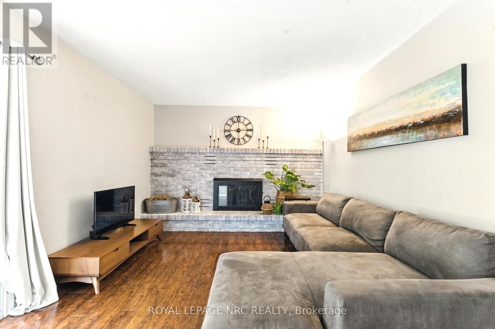 260 Gadsby Avenue, Welland, Ontario  L3C 6N5 - Photo 15 - X12446053