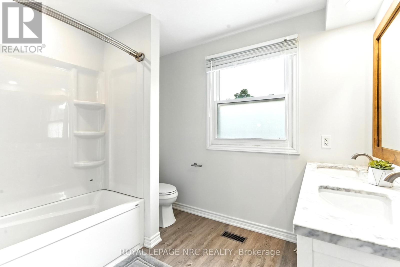 260 Gadsby Avenue, Welland, Ontario  L3C 6N5 - Photo 28 - X12446053