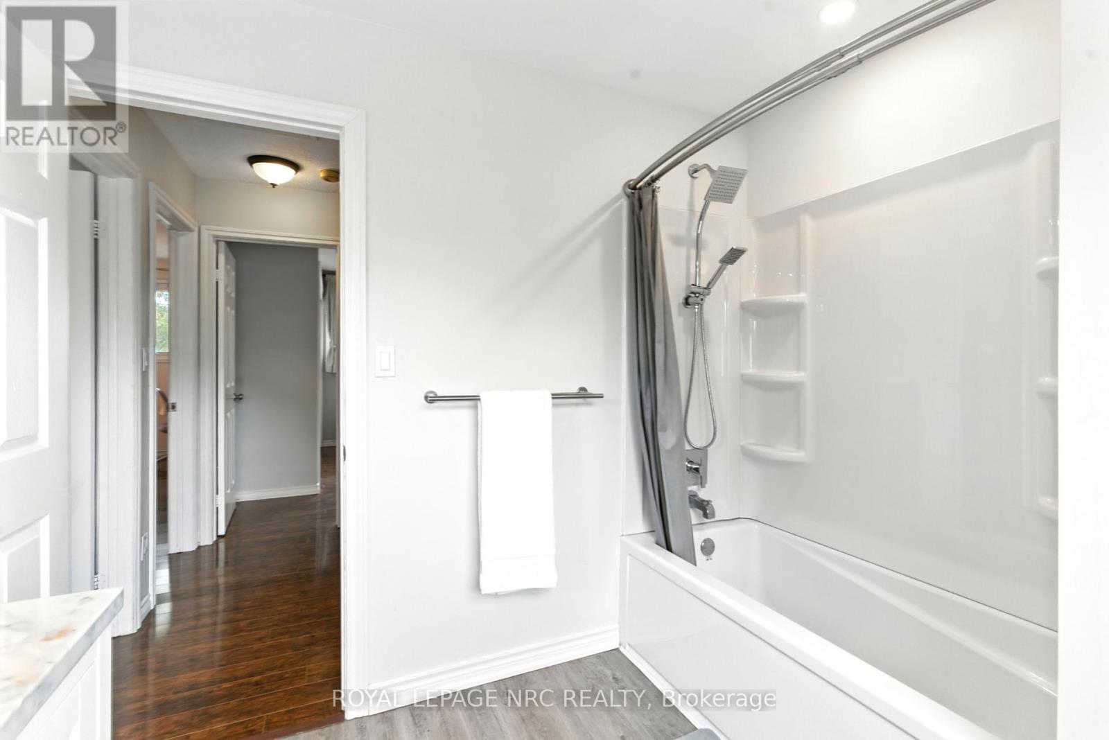 260 Gadsby Avenue, Welland, Ontario  L3C 6N5 - Photo 29 - X12446053