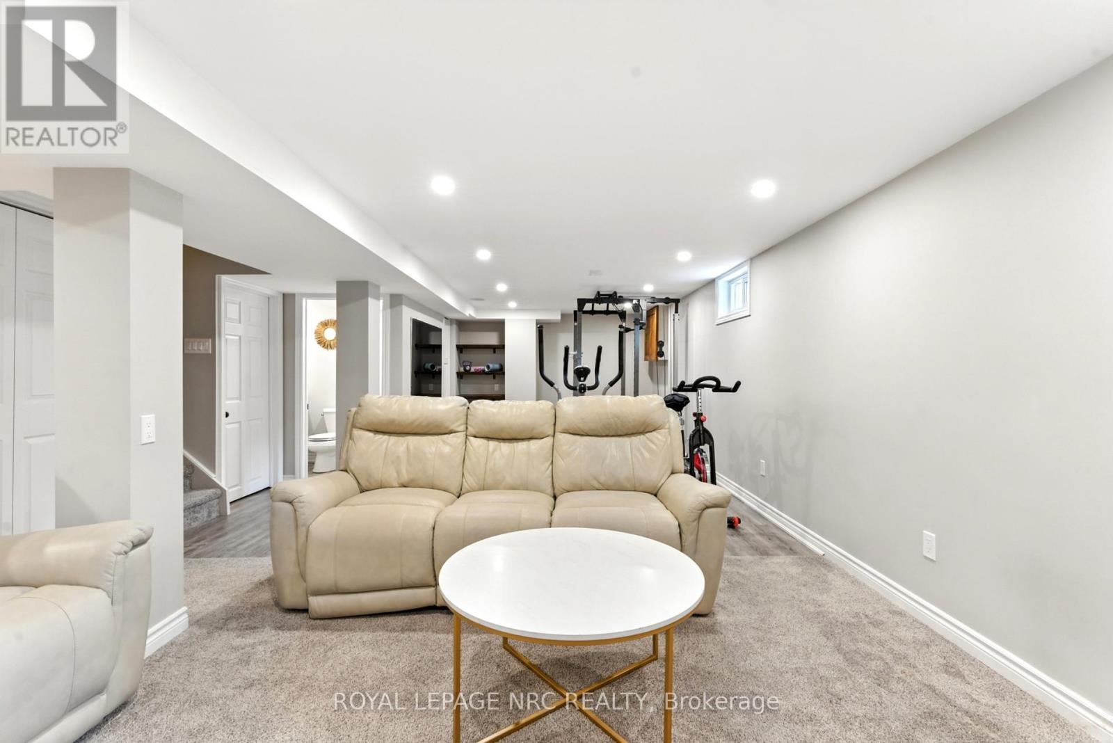 260 Gadsby Avenue, Welland, Ontario  L3C 6N5 - Photo 33 - X12446053