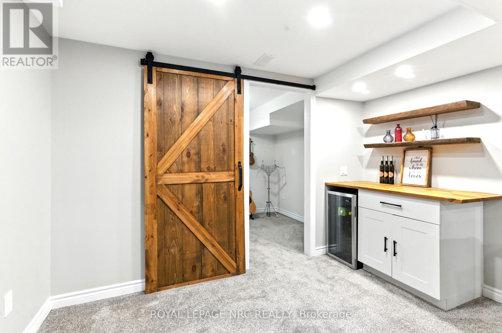 260 Gadsby Avenue, Welland, Ontario  L3C 6N5 - Photo 37 - X12446053