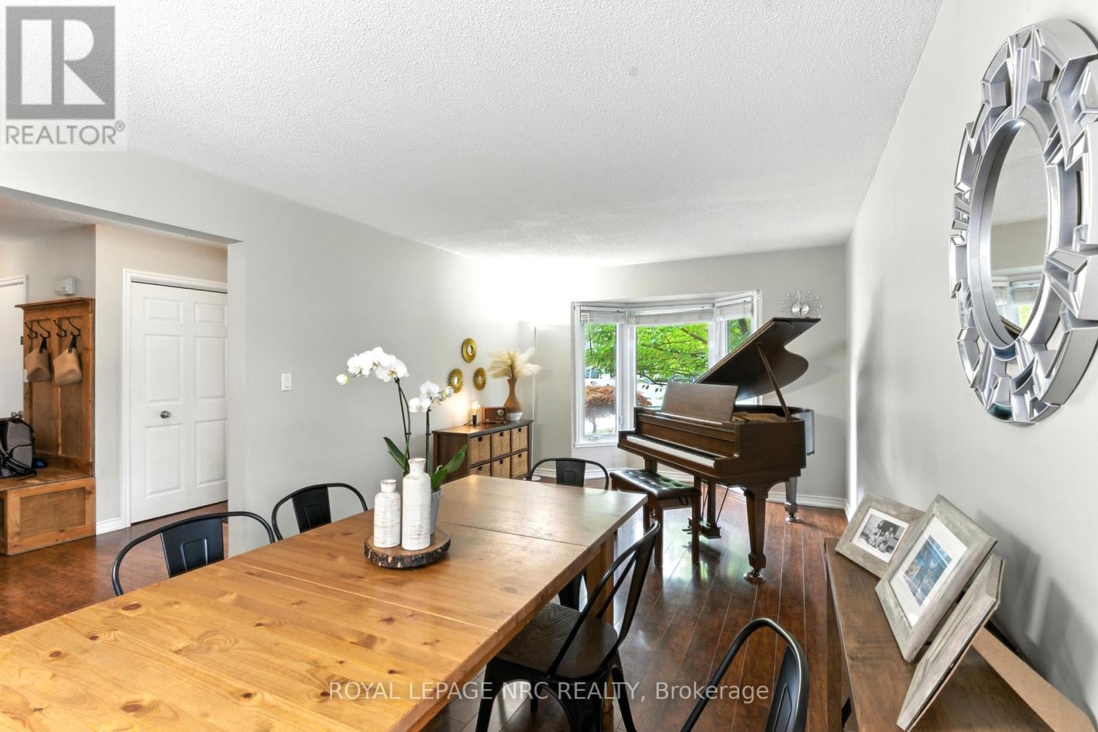 260 Gadsby Avenue, Welland, Ontario  L3C 6N5 - Photo 8 - X12446053