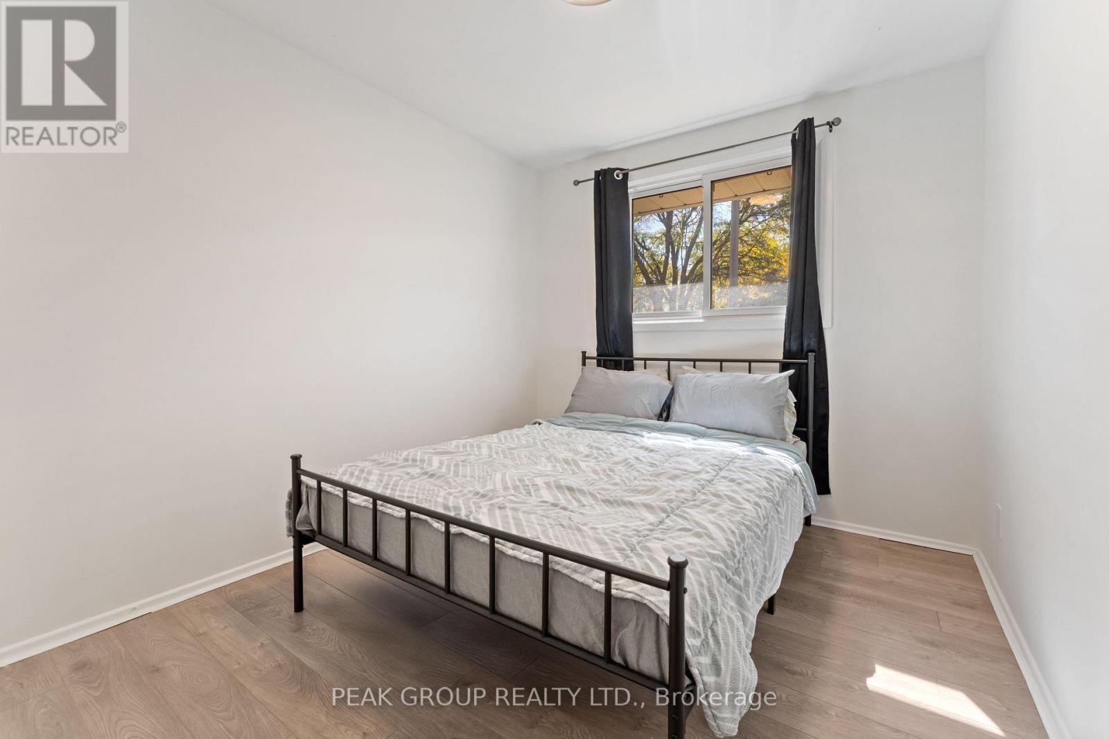 8816 Roosevelt Street, Niagara Falls, Ontario  L2G 7A2 - Photo 20 - X12446063