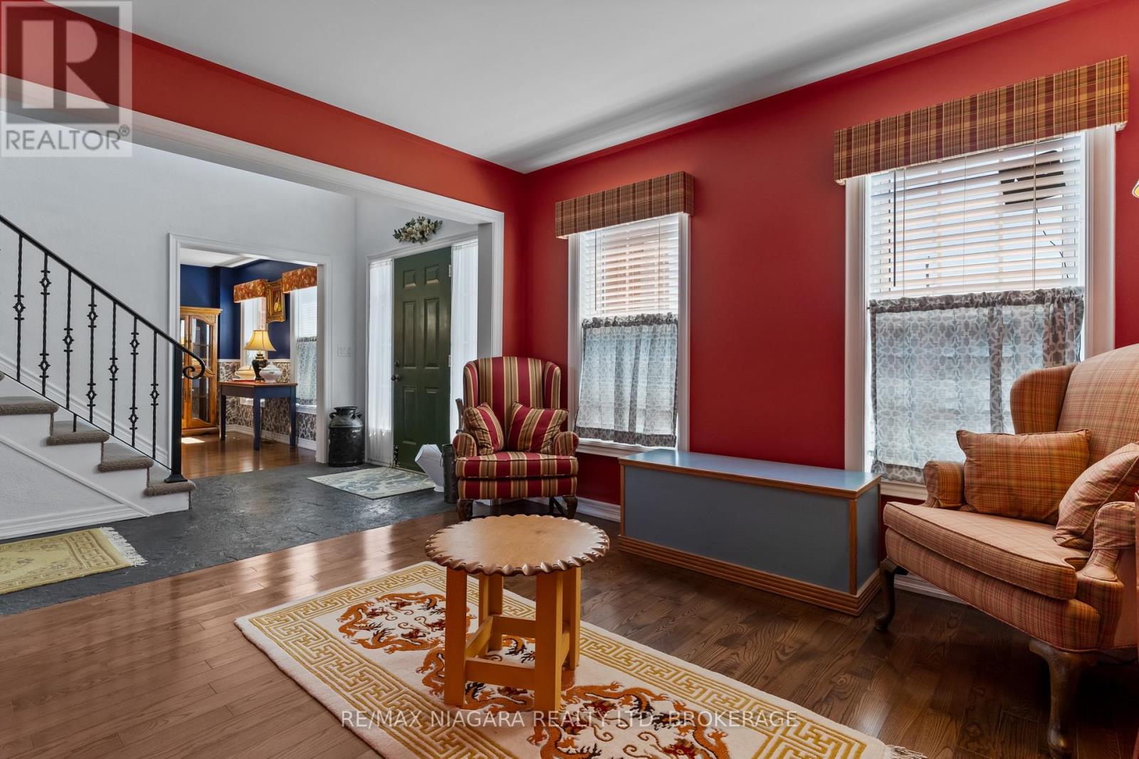 374 Niagara Stone Road, Niagara-On-The-Lake, Ontario  L0S 1J0 - Photo 18 - X12446338